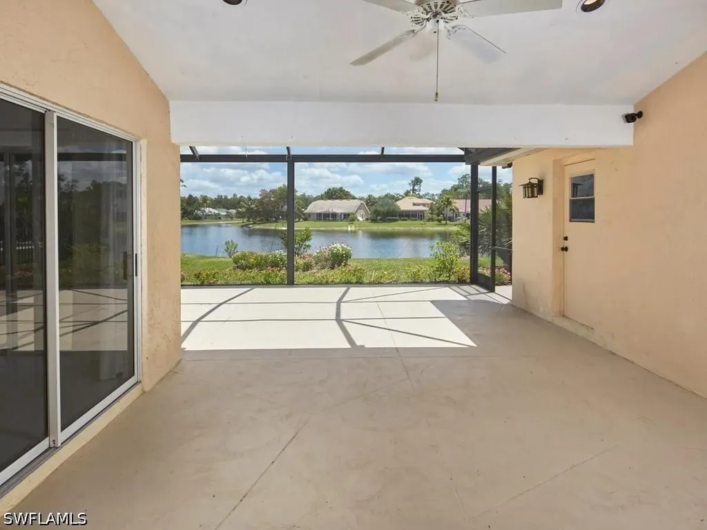 2126 E Crown Point Naples FL 34112