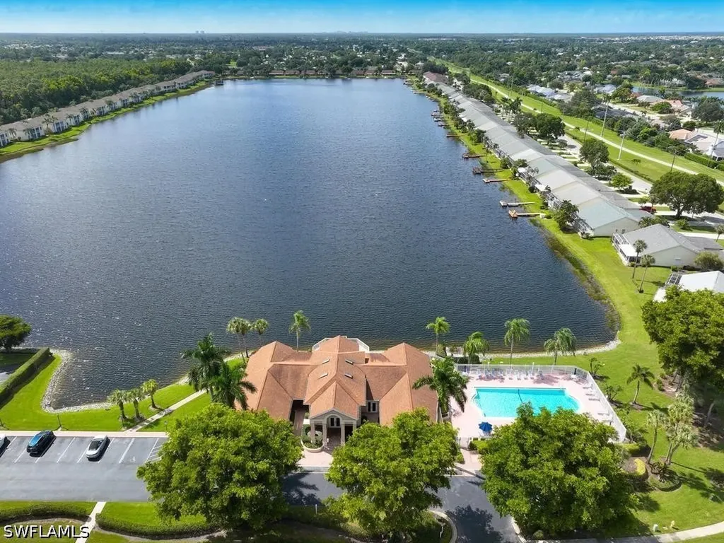 2126 E Crown Point Naples FL 34112