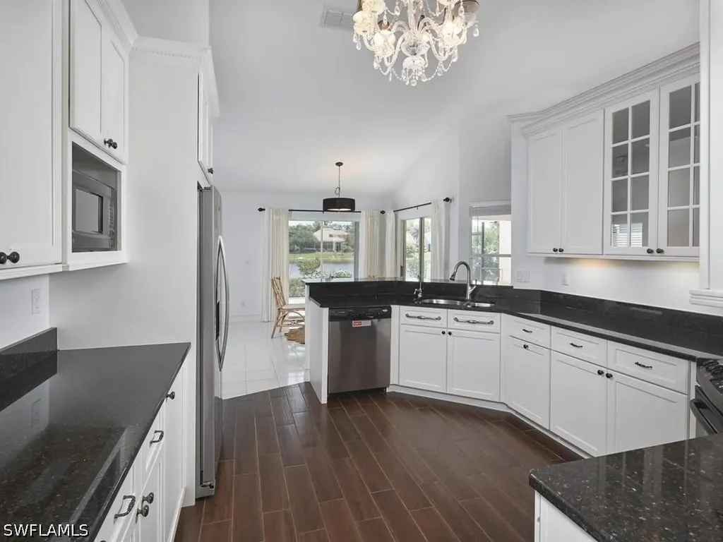 2126 E Crown Point Naples FL 34112