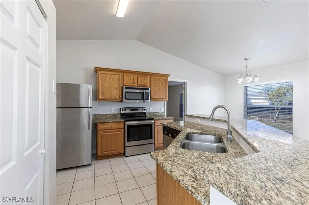 1213 NW 20th Street Cape Coral FL 33993