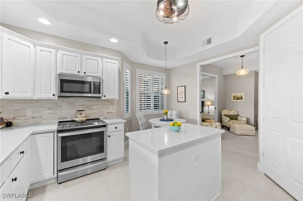 6418 Legacy Circle Naples FL 34113