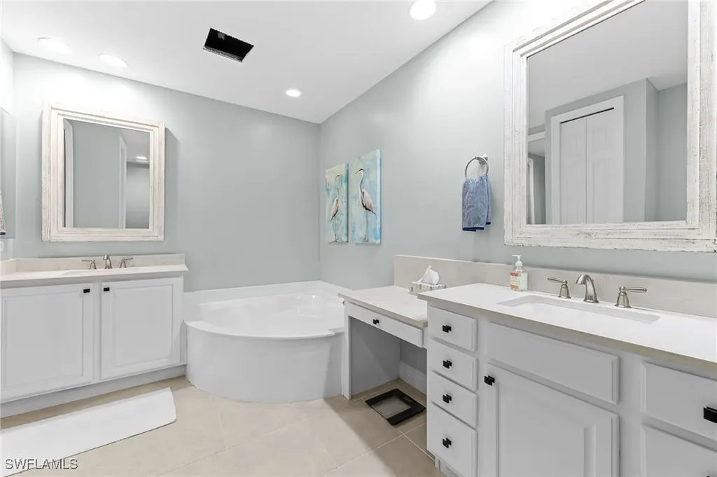 6418 Legacy Circle Naples FL 34113