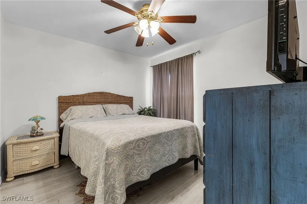 3327 SW 26th Avenue Cape Coral FL 33914