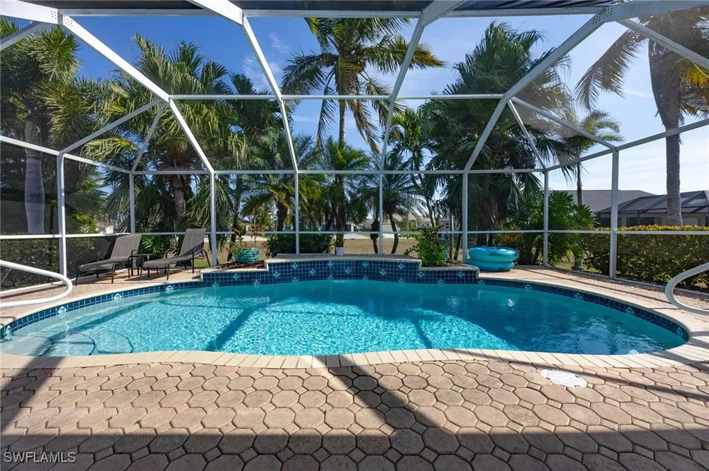 3327 SW 26th Avenue Cape Coral FL 33914