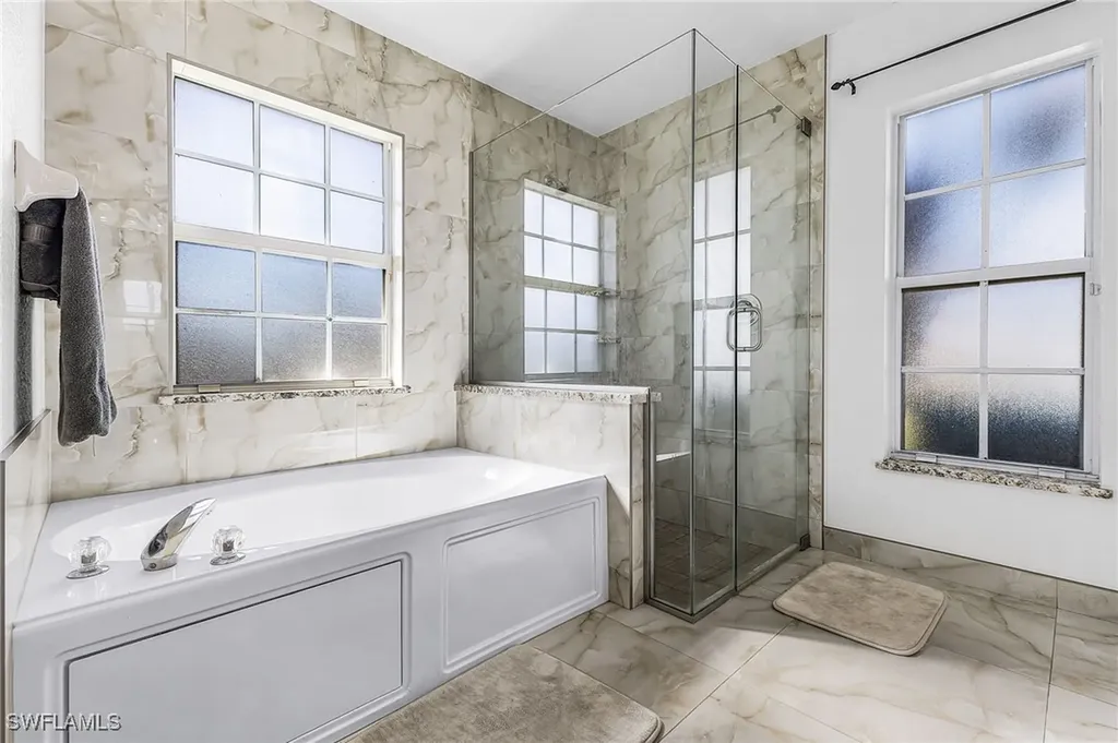 3327 SW 26th Avenue Cape Coral FL 33914