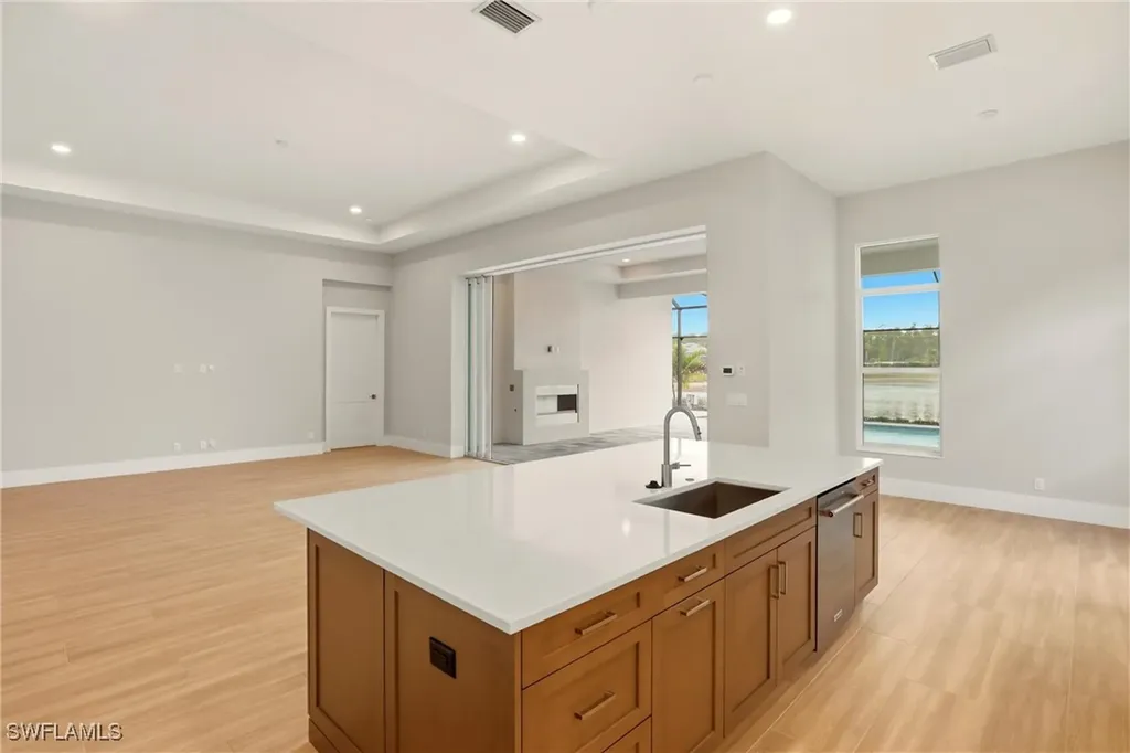 9661 Moonflower Lane Naples FL 34114