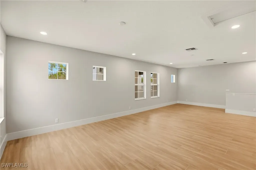 9661 Moonflower Lane Naples FL 34114