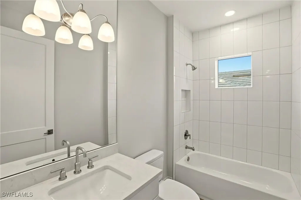 9661 Moonflower Lane Naples FL 34114