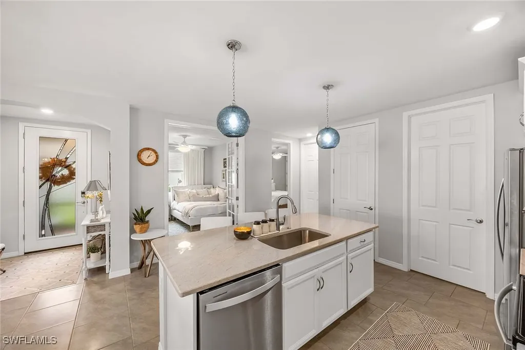 14610 Edgewater Circle Naples FL 34114