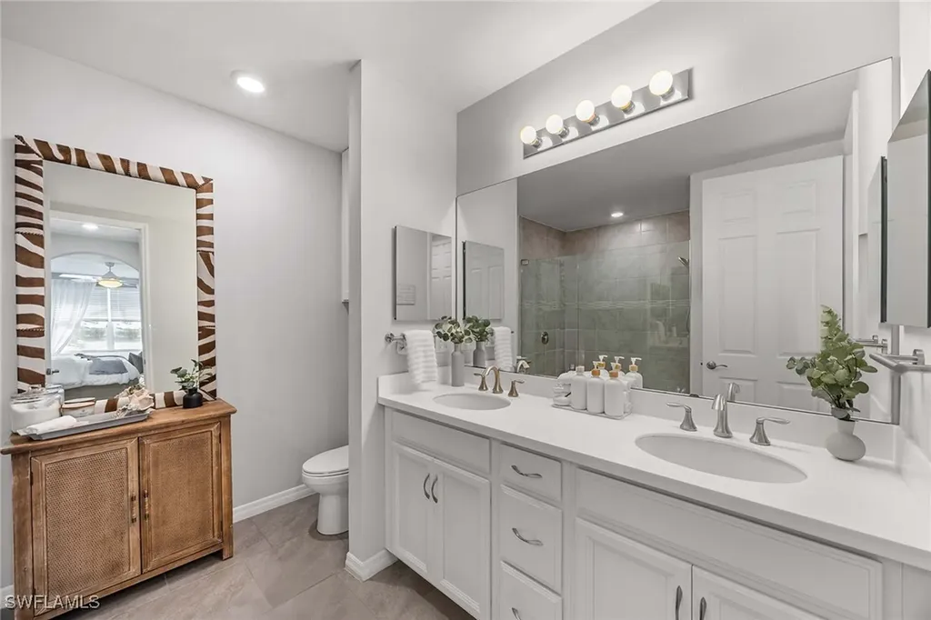 14610 Edgewater Circle Naples FL 34114