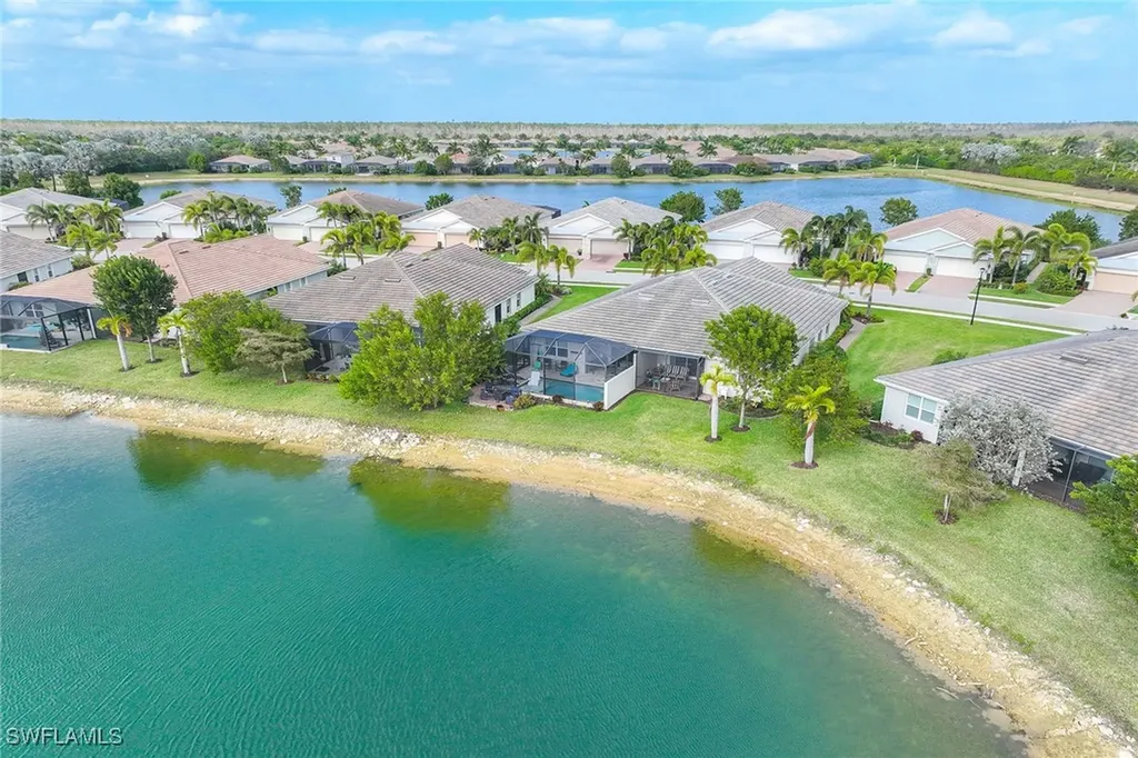 14610 Edgewater Circle Naples FL 34114