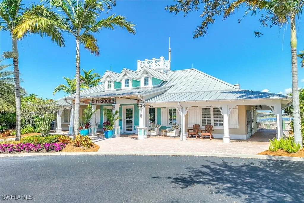 14610 Edgewater Circle Naples FL 34114