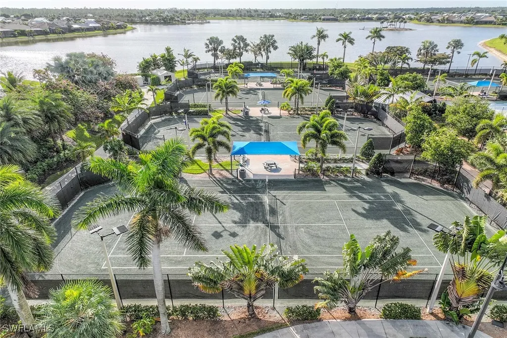 14610 Edgewater Circle Naples FL 34114