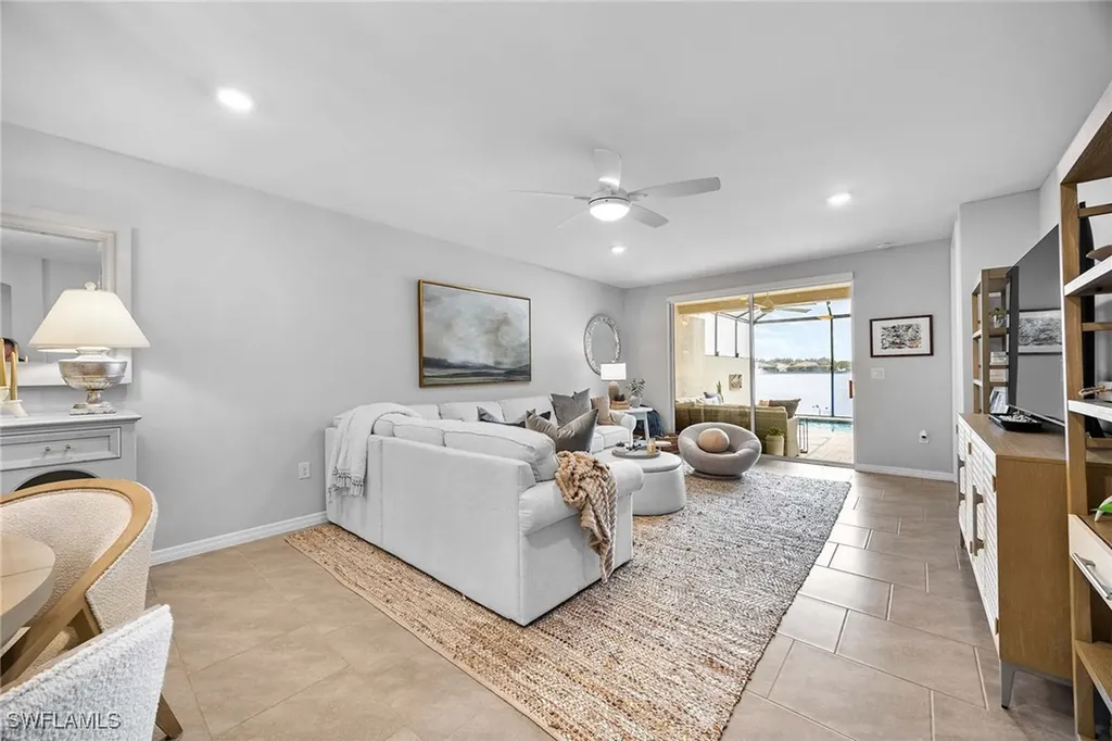 14610 Edgewater Circle Naples FL 34114