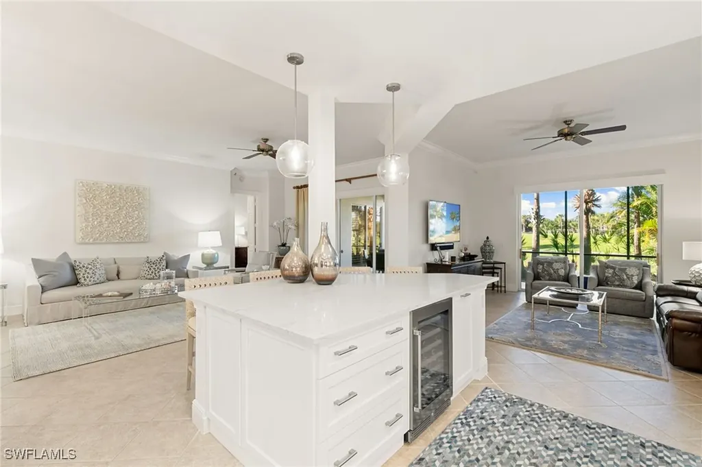 9082 Cascada Way Naples FL 34114