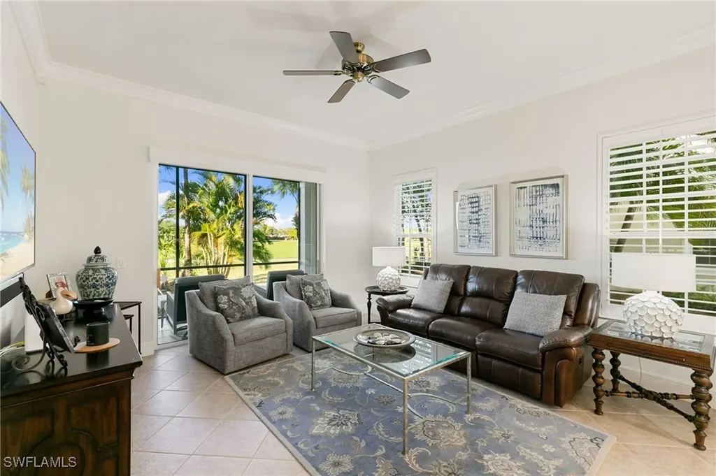 9082 Cascada Way Naples FL 34114