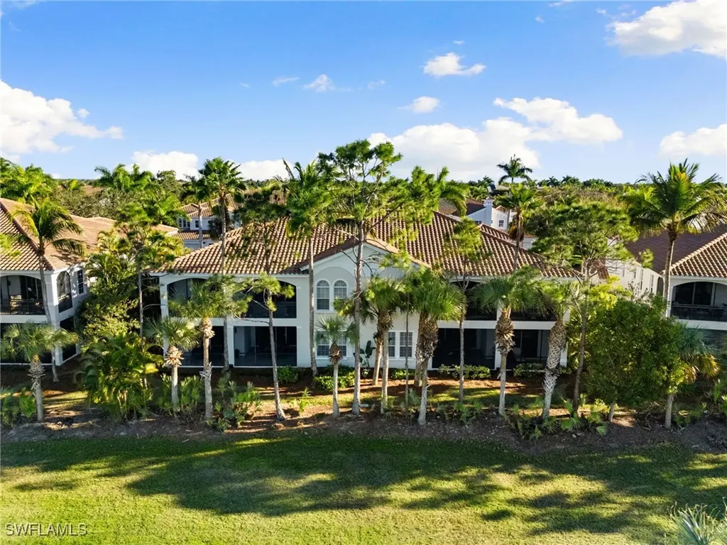 9082 Cascada Way Naples FL 34114