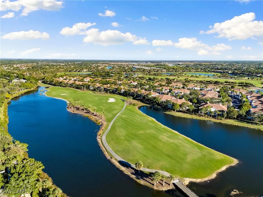 9082 Cascada Way Naples FL 34114