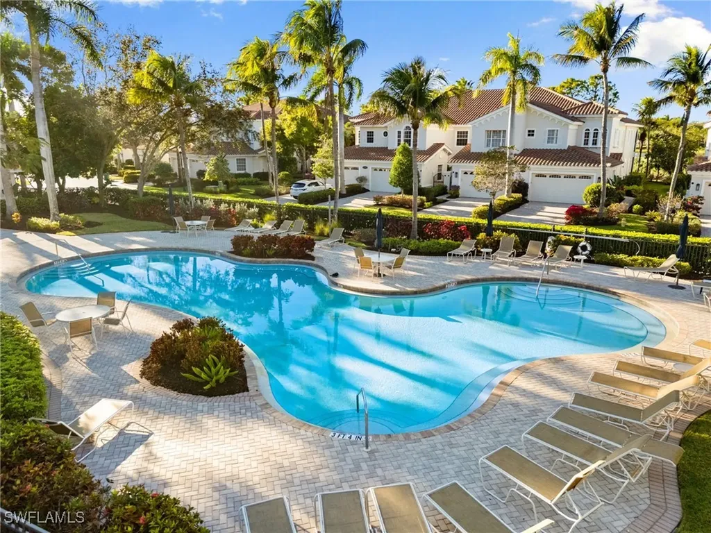 9082 Cascada Way Naples FL 34114