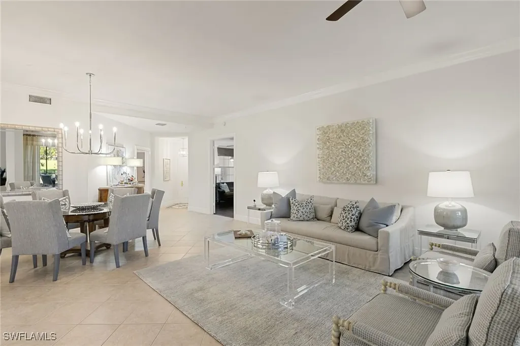 9082 Cascada Way Naples FL 34114