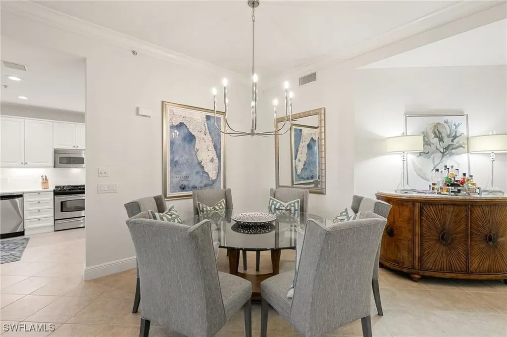 9082 Cascada Way Naples FL 34114