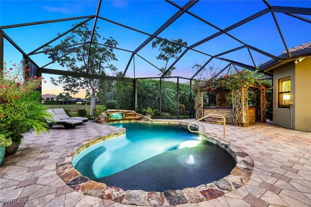 3917 Glacier Court Naples FL 34119