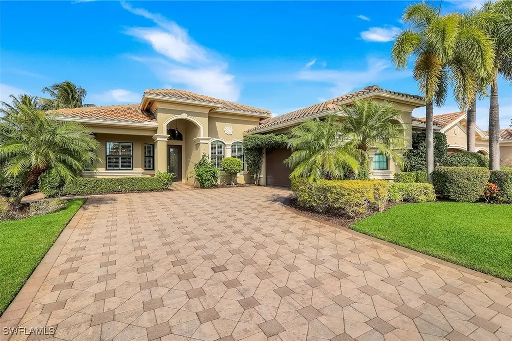 3917 Glacier Court Naples FL 34119