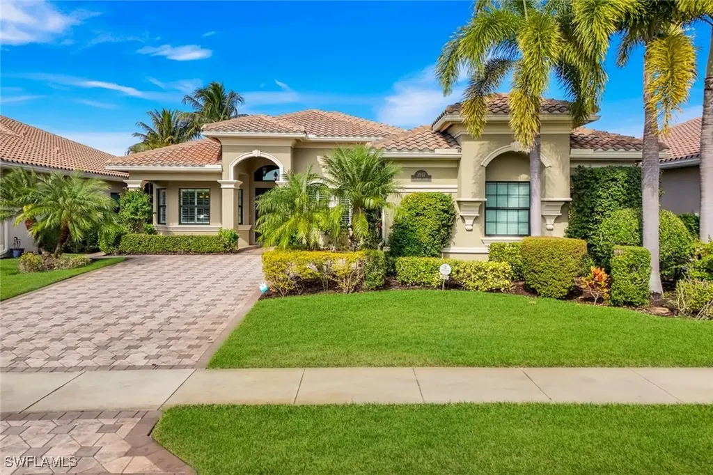 3917 Glacier Court Naples FL 34119