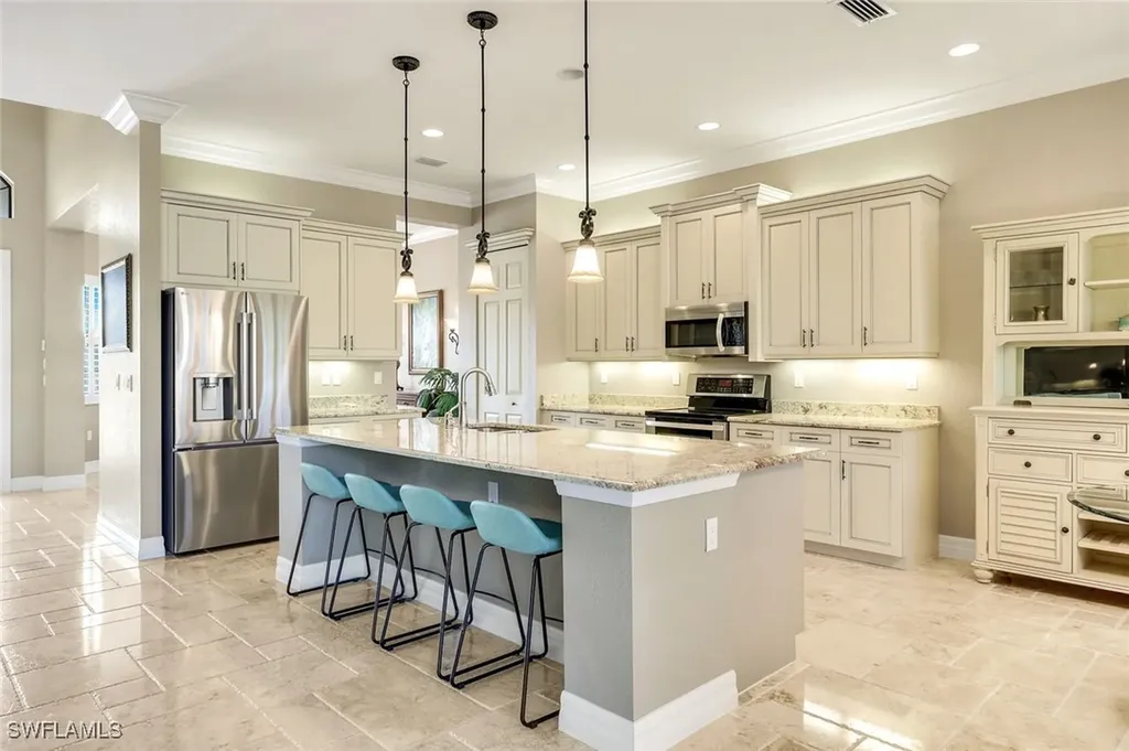 3917 Glacier Court Naples FL 34119