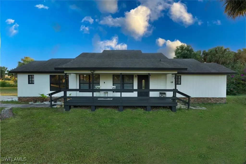 2630 18th Avenue SE Naples FL 34117