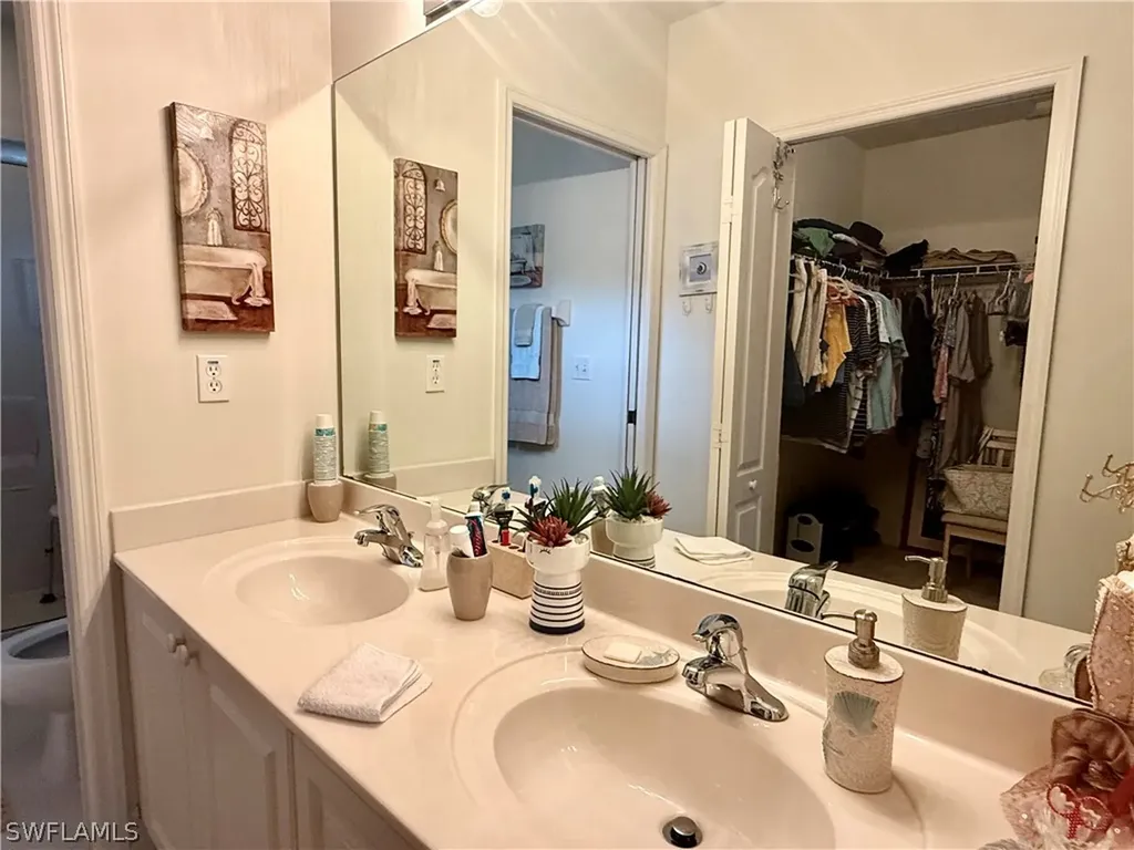 7823 Regal Heron Circle Naples FL 34104