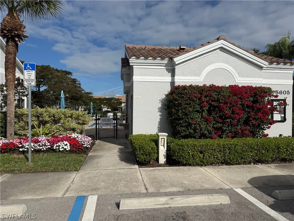 5640 Northboro Drive Naples FL 34110