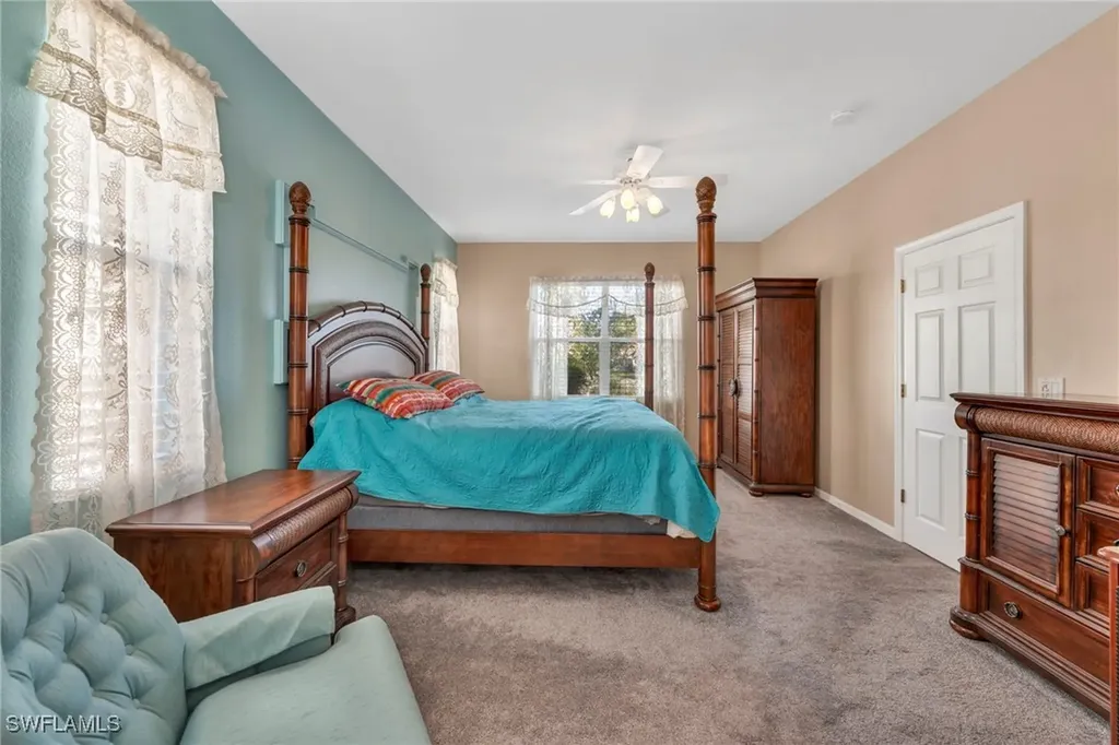 3685 Yosemite Court Naples FL 34116
