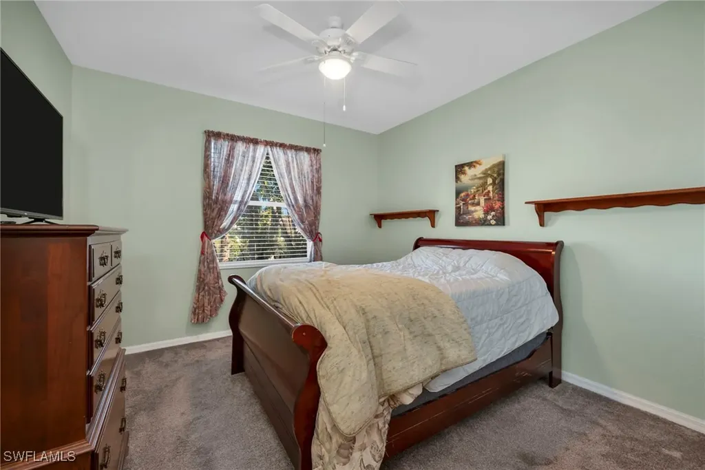 3685 Yosemite Court Naples FL 34116