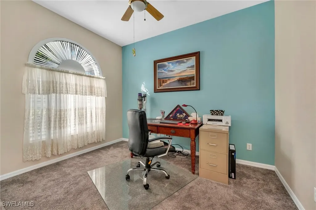 3685 Yosemite Court Naples FL 34116