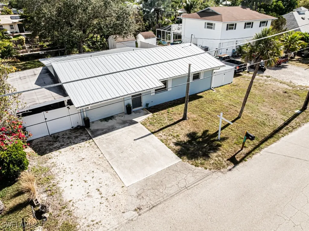 27111 Sun Aqua Lane Bonita Springs FL 34135