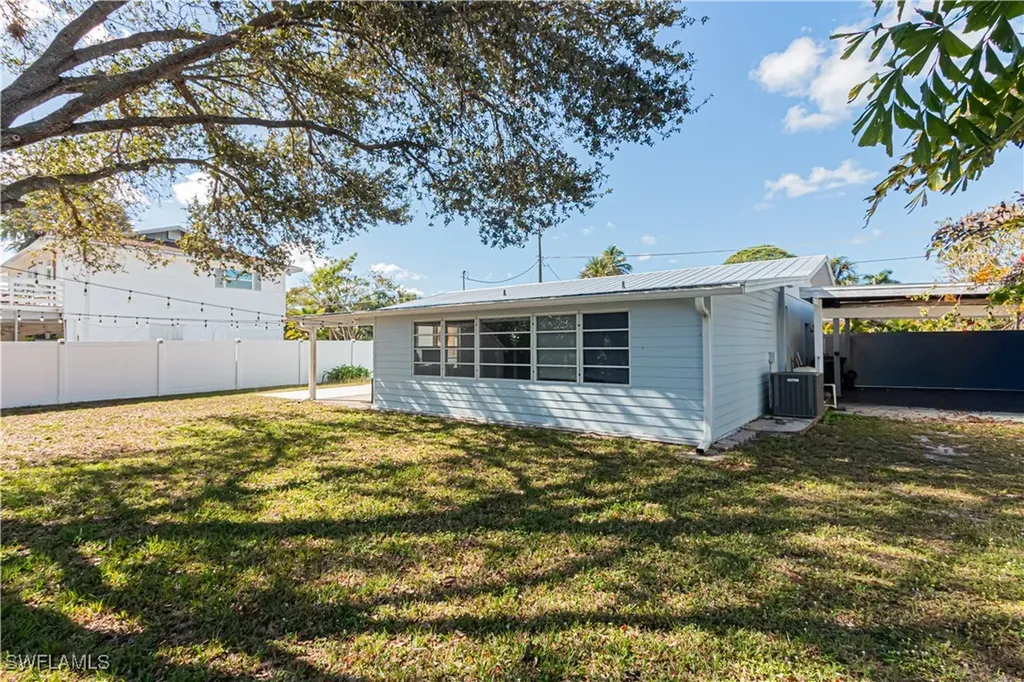 27111 Sun Aqua Lane Bonita Springs FL 34135