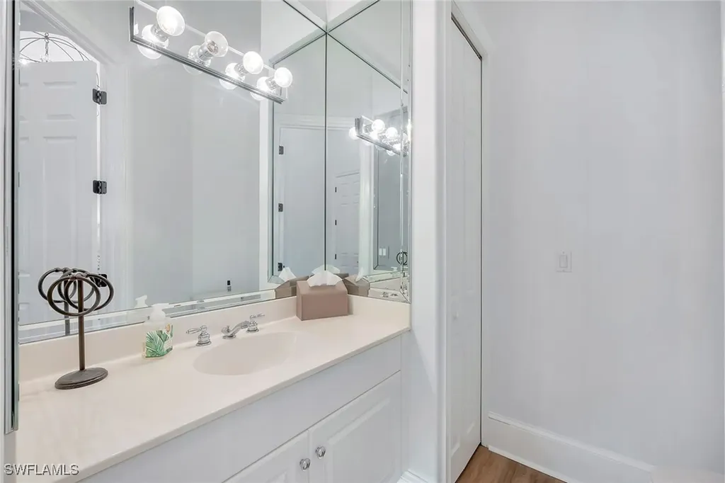 6660 Glen Arbor Way Naples FL 34119