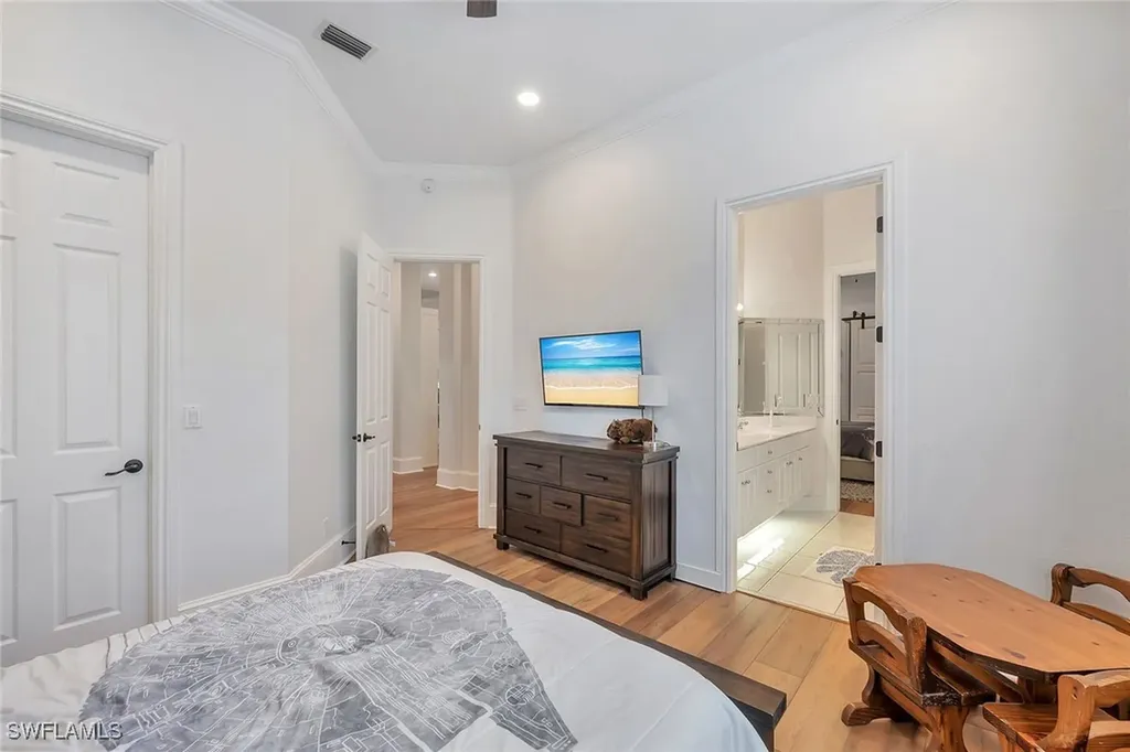 6660 Glen Arbor Way Naples FL 34119