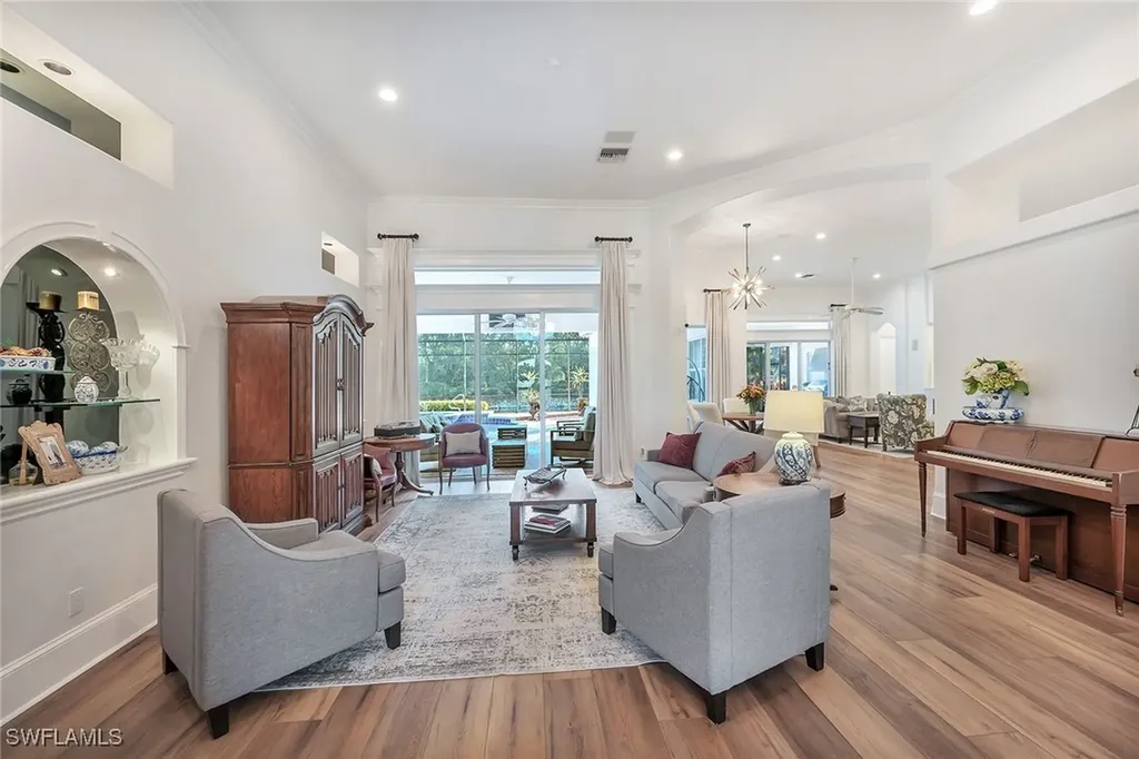 6660 Glen Arbor Way Naples FL 34119