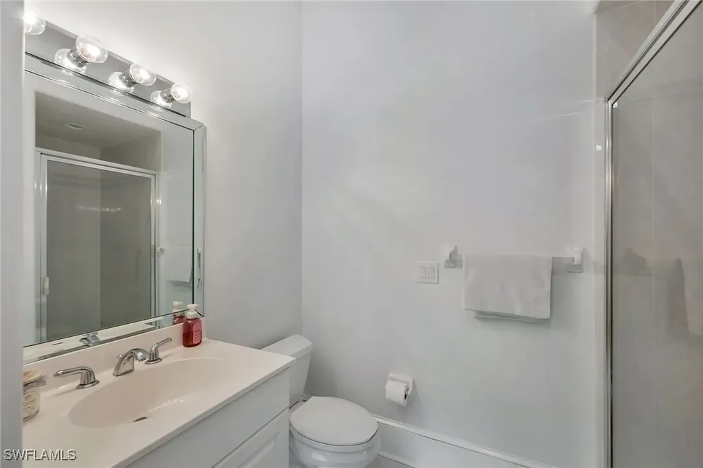6660 Glen Arbor Way Naples FL 34119