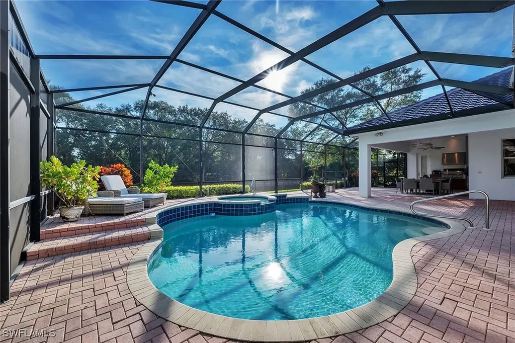 6660 Glen Arbor Way Naples FL 34119