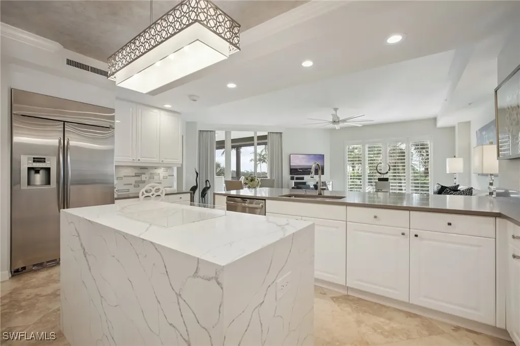 7575 Pelican Bay Boulevard Naples FL 34108