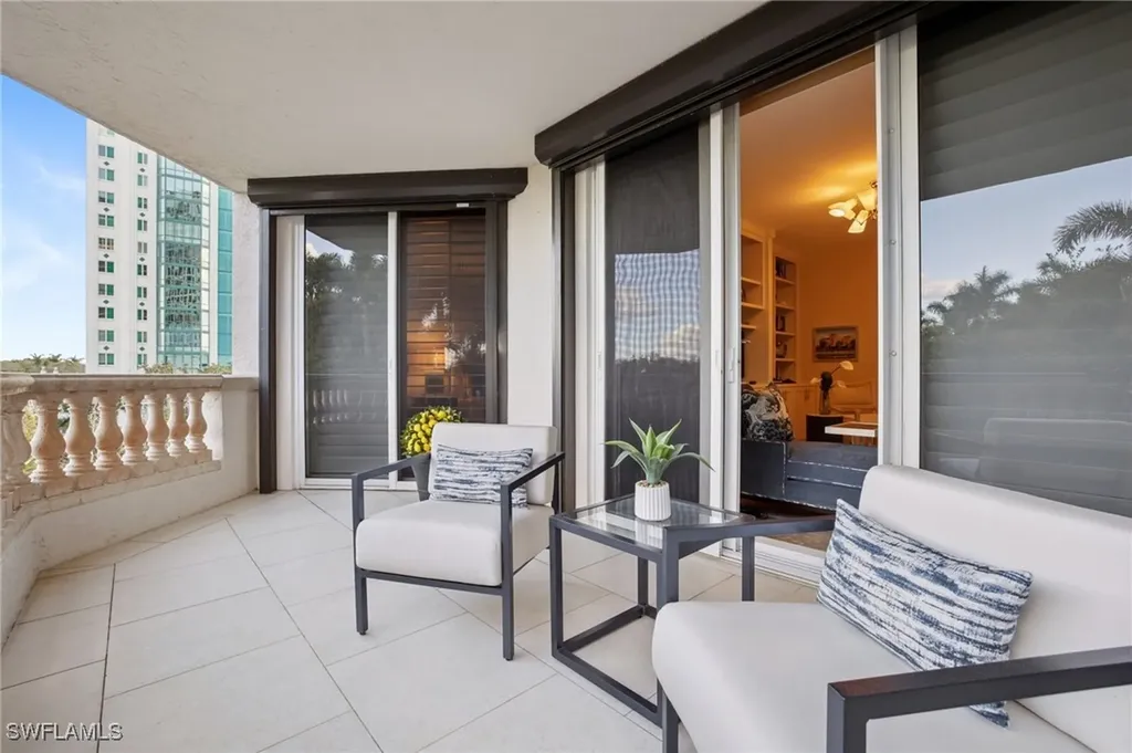 7575 Pelican Bay Boulevard Naples FL 34108