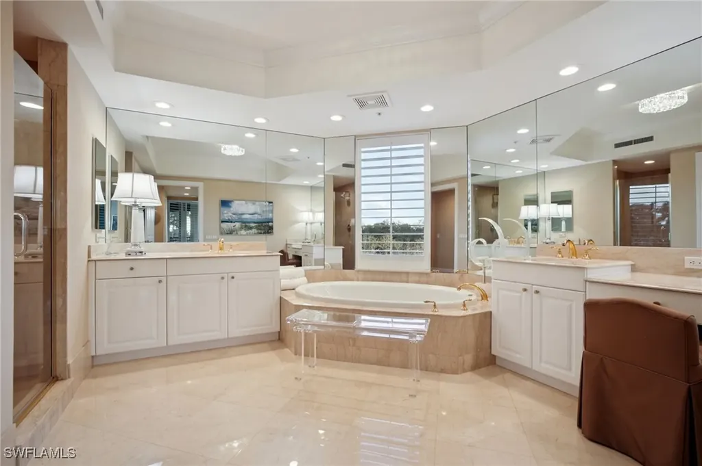 7575 Pelican Bay Boulevard Naples FL 34108
