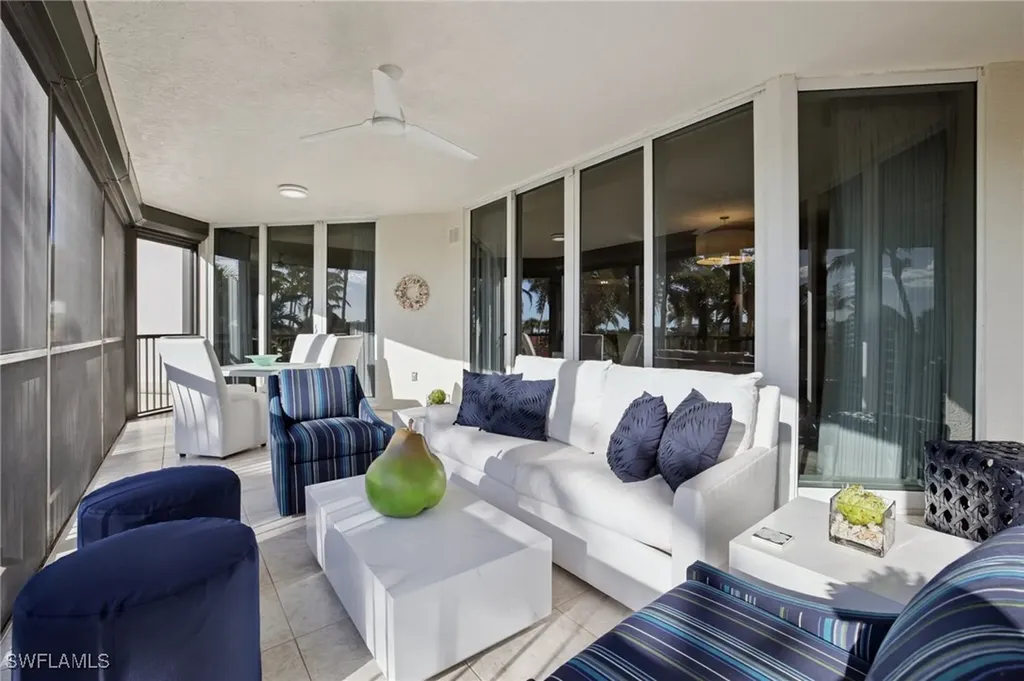 7575 Pelican Bay Boulevard Naples FL 34108