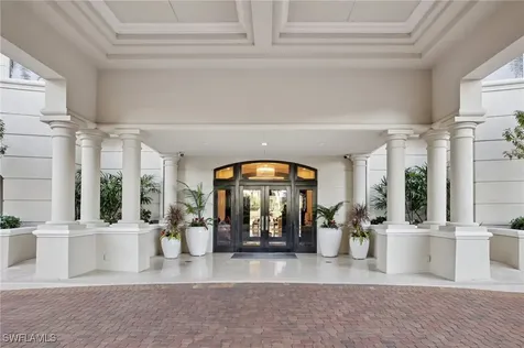 7575 Pelican Bay Boulevard Naples FL 34108