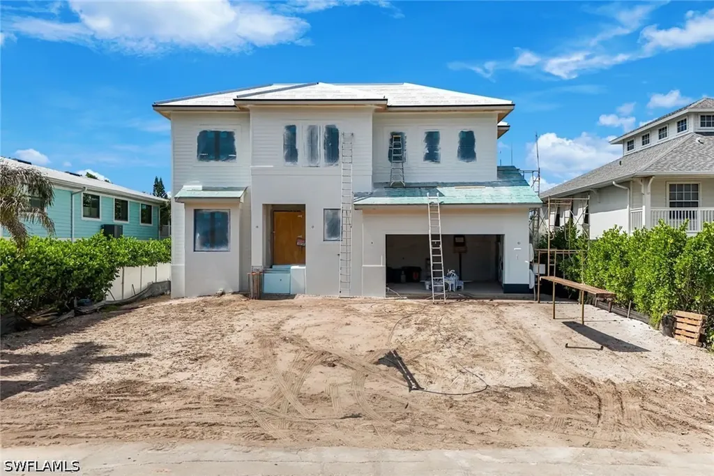 2750 Gulfview Drive Naples FL 34112
