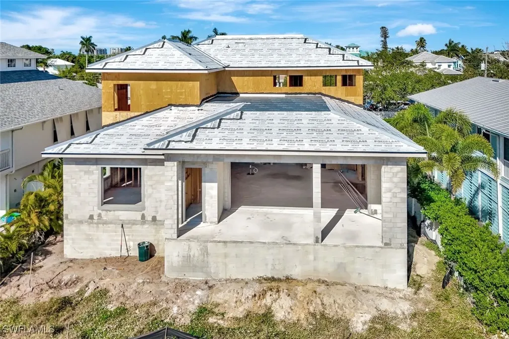 2750 Gulfview Drive Naples FL 34112