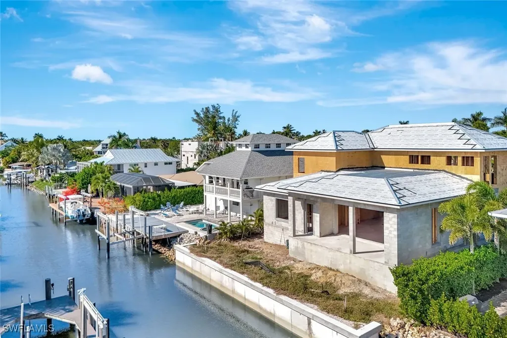 2750 Gulfview Drive Naples FL 34112